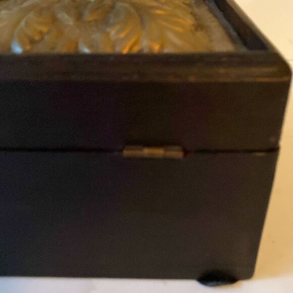 Vintage Wooden Box with Brass accents - Picture 14 of 16